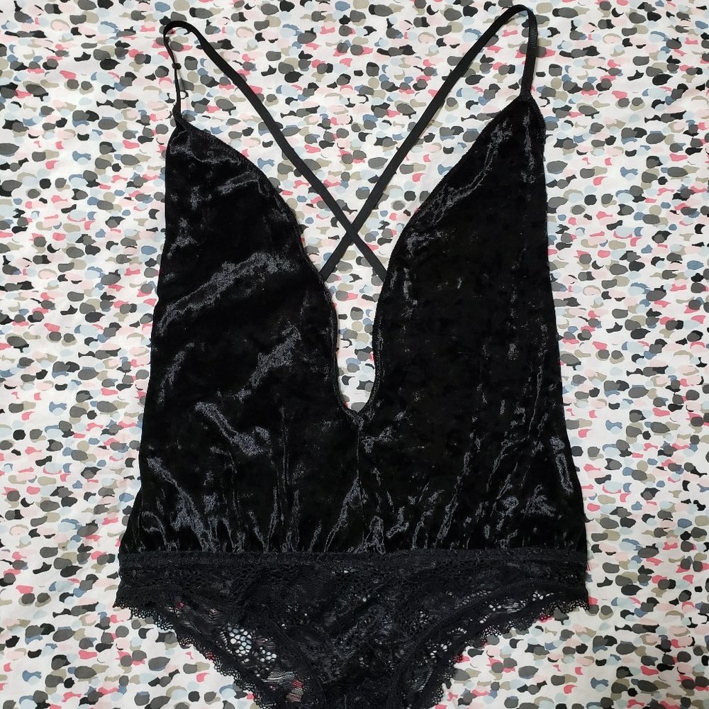 Frederick's of Hollywood deep plunge velvet teddy